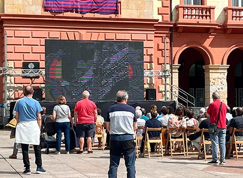 Eibarko historiaren inguruko ikus-entzunezkoa eskaintzen dihardute Untzagan