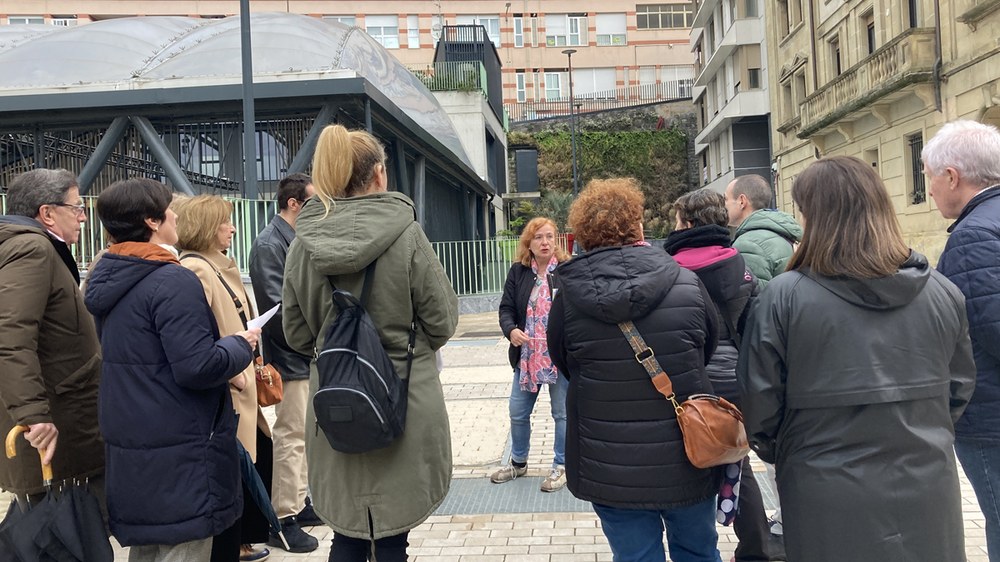 Eibarko historiari eta ondare industrialari buruzko bisita gidatuak egin dira Aste Santuan