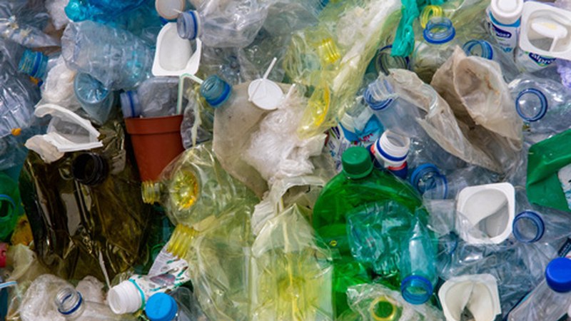 Eibarko hondakinen tasa %2 igotzea erabaki dute