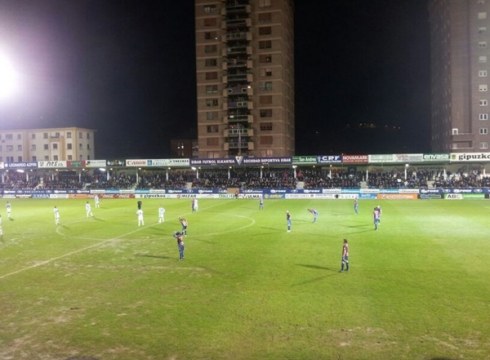 Eibarko jokalariak Kopan aurrera egiteko asmoarekin zelairatuko dira Rosaledan