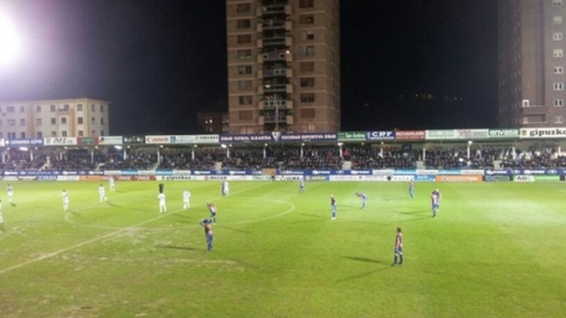 Eibarko jokalariak Kopan aurrera egiteko asmoarekin zelairatuko dira Rosaledan