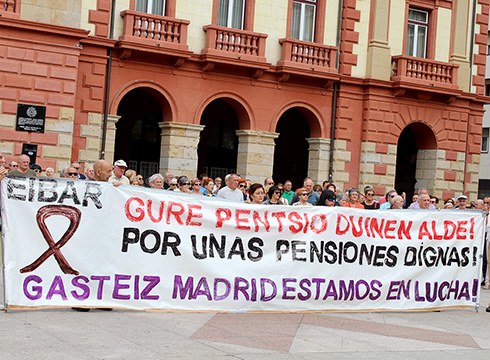 Eibarko jubilatu eta pentsiodunek mobilizazio bereziak iragarri dituzte datozen egunotarako