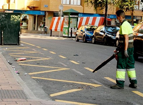 Eibarko kaleetako garbiketa indartzeko 204.560 euroko gastu berezia onartu du Udalak