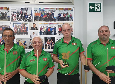 Eibarko Kasinoko hiru ordezkari aritu dira Espainiako billar txapelketan Euskadi ordezkatzen