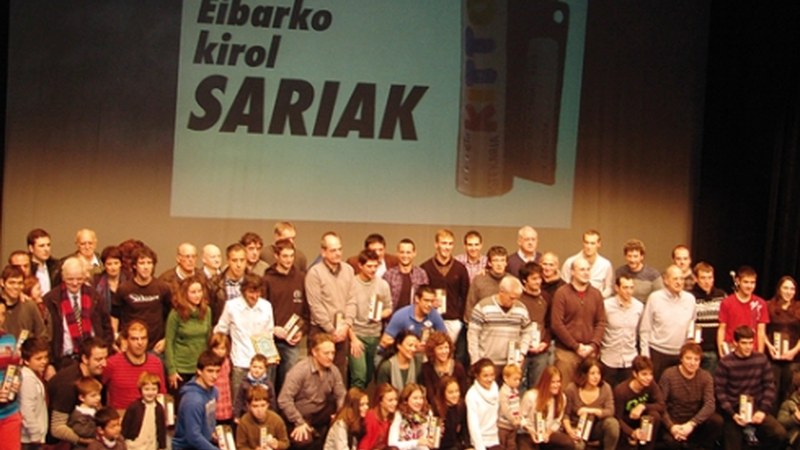 Eibarko Kirol Sariak eguazten eguerdian banatuko dira Coliseoan