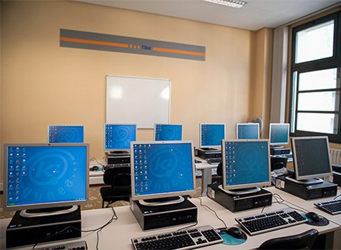 Eibarko KZguneak prest dauka martxorako ikastaroen eskaintza