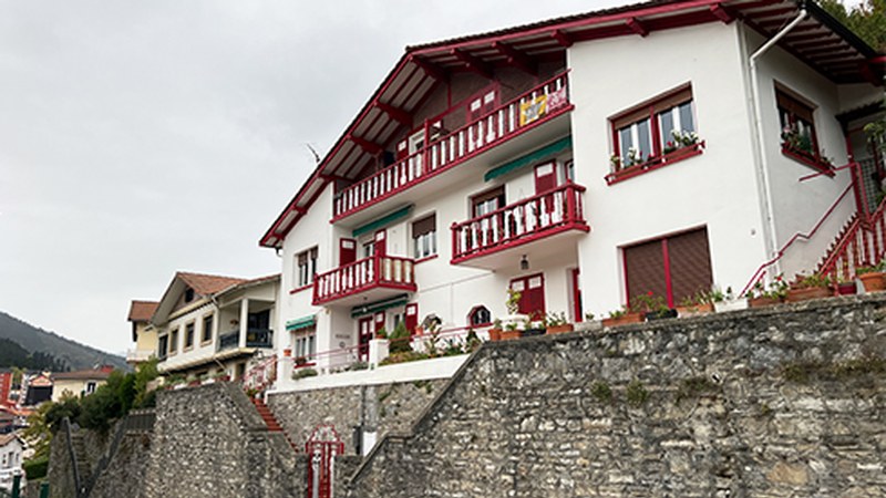 Eibarko lehen udal arkitektoaren historia