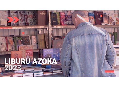 Eibarko Liburu Azokak martxan jarraitzen du