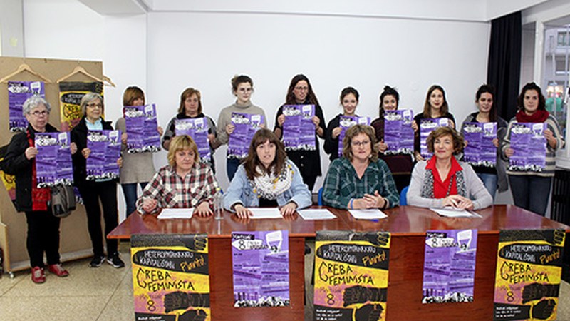 Eibarko M8ko Plataformak bost ardatz izango dituen greba feminista aurkeztu du