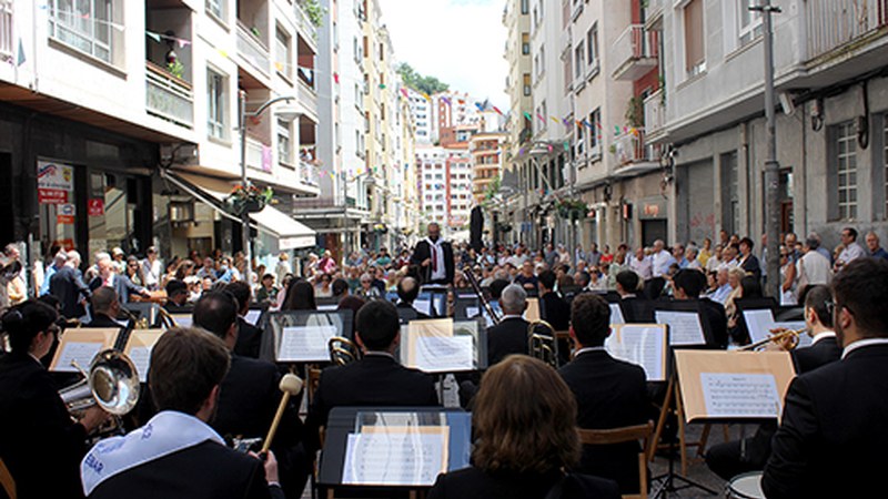 Eibarko Musika Bandak gaur gauean agurtuko du kurtsoa, Big Band kontzertuarekin