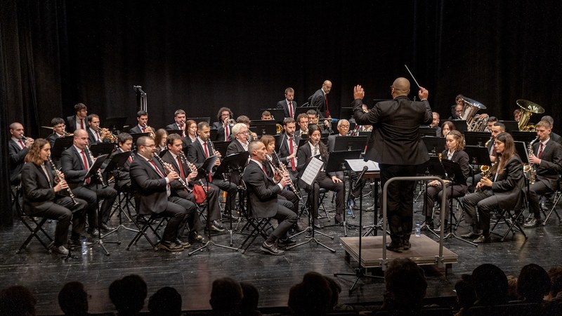 Eibarko Musika Bandak kontzertua eskainiko du domekan, Coliseo antzokian