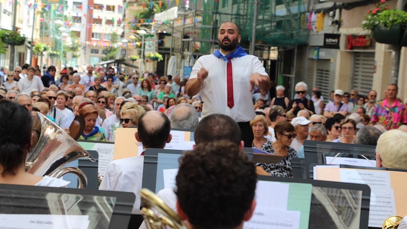 Eibarko Musika Bandak musika eramango du domekan herriko zaharren egoitzetara