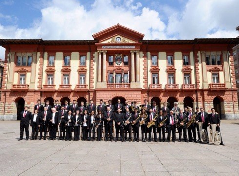 Eibarko Musika Bandaren kontzertua hartuko du Coliseoak domeka eguerdian