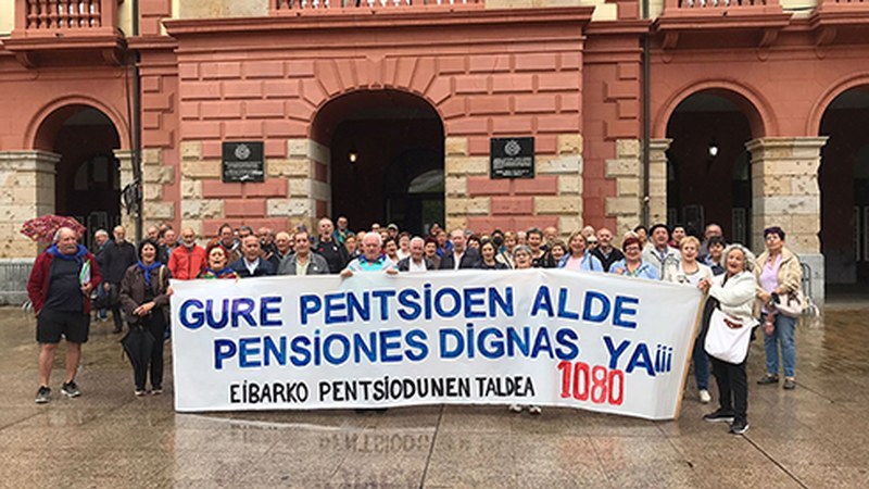 Eibarko pentsiodunen mugimenduak asteroko kontzentrazioak eten ditu, irailaren 12ra arte