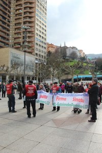 Eibarko Pentsionista Taldeak manifestazioa eta herri bazkaria antolatu ditu zapaturako, mobilizazioen 7. urteurrenean