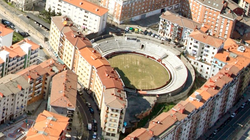 Eibarko PP-k zezen plaza berriz irekitzea proposatzen du