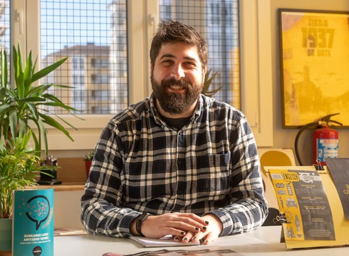 Eibarko sozialistek Andoni Zabala aurkeztuko dute zerrendako hirugarren postuan maiatzaren 28ko hauteskundeetan