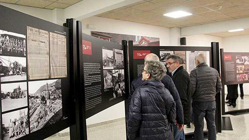 Eibarko sozialisten 125 urteko historia biltzen duen erakusketa zabaldu dute gaur