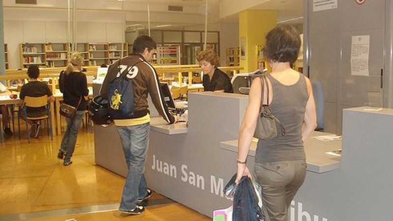 Bihar, asteartea, ez da mailegu zerbitzurik eskainiko Eibarko Udal Liburutegian