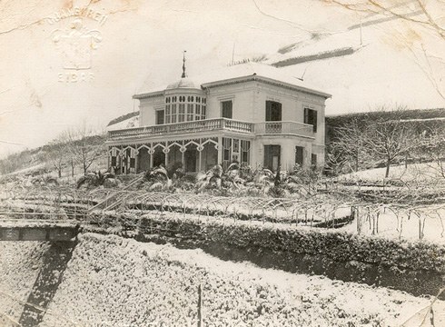 “Eibarko Untzaga plazaren bilakabidea” liburua aurkeztuko du gaur Ego Ibarra Batzordeak