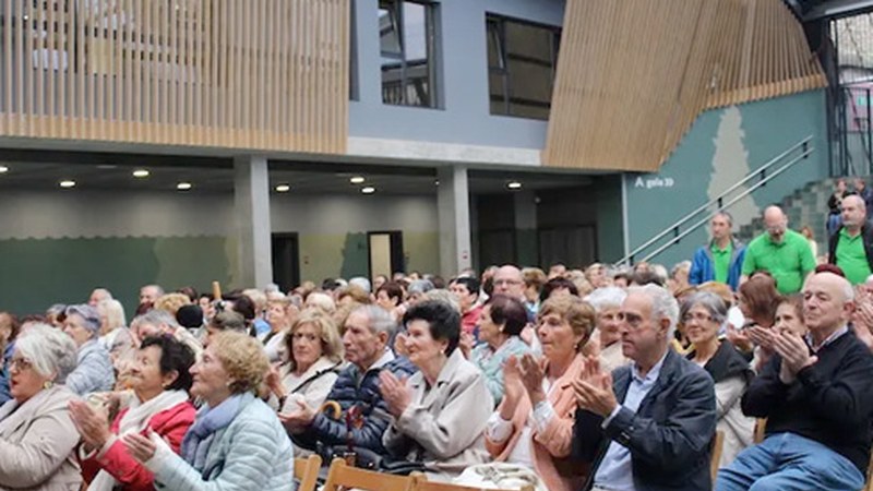 Eibarrek biztanleria galtzen jarraitzen du (27.264 biztanle ditu gaur egun)