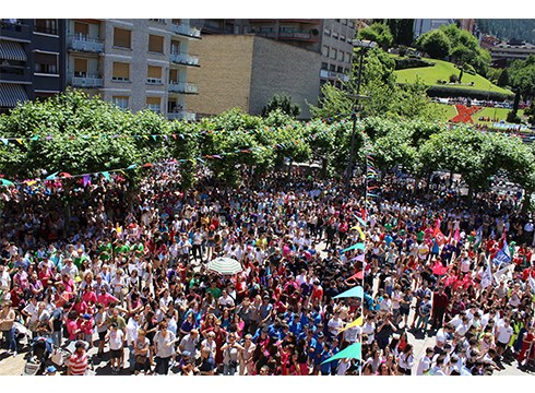 Eibarrek 27.600 biztanle ditu