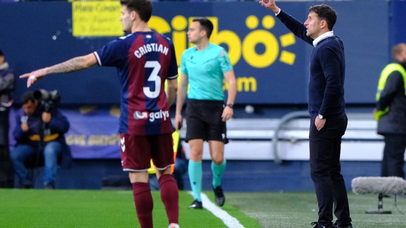 Eibarrek nortasuna berreskuratu du