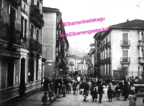 “Eibarren badakagu, Eibarren gastaukot”, herrian kontsumitzeko kanpainak