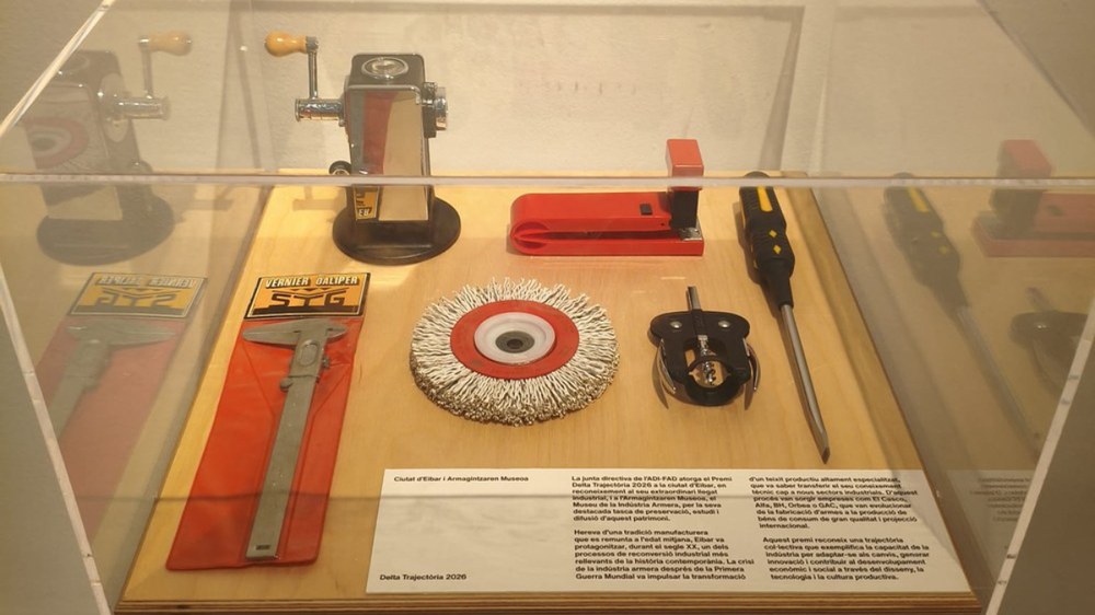 Eibarren fabrikatutako sei pieza ikusgai dira Bartzelonako Disseny Hub Museoan