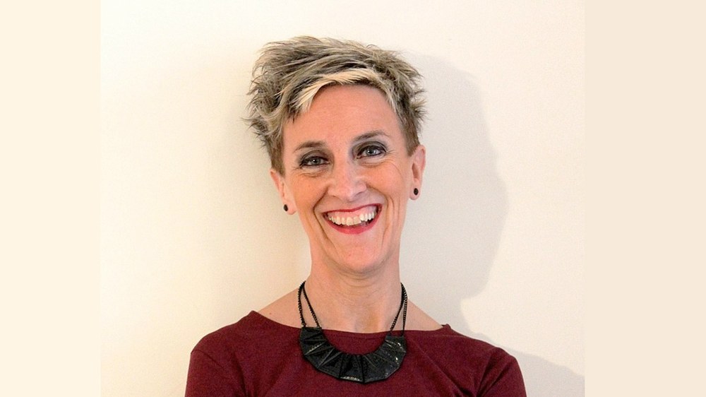 Eibarren izango da bihar Yolanda Arrieta idazlea, "Etxe bat norberarena" liburuarekin