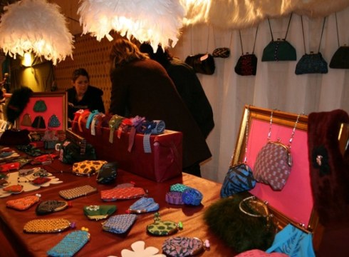 Eibart-eko artisauen azokia atzotik zabalik dago Bizikleta Plazan