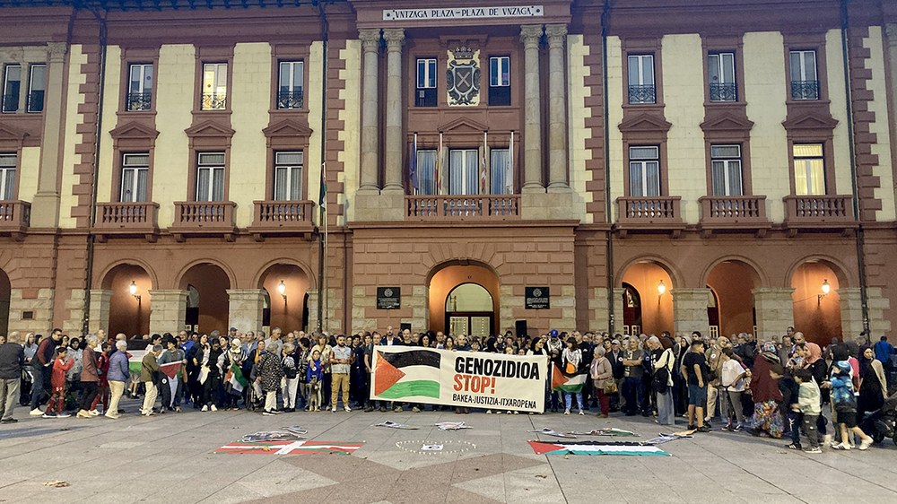 Eibartar askok egin zuten bat Gernika-Palestina herri ekimenak atzorako deitutako mobilizazioarekin