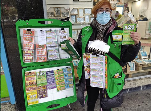 Eibartar batek milioi erdi euroko saria jaso du ONCEren Rasca delako bati esker