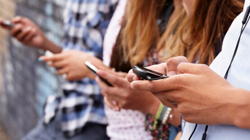 Eibartar gurasoei zuzendutako ikastaroa: "Adingabeak eta Internet: arriskuak eta nortasun digitala"