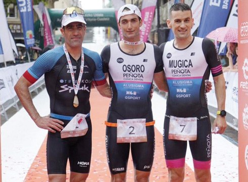 Eibartarrak nagusi Ironman erdi distantziako Euskadiko triatloi txapelketan