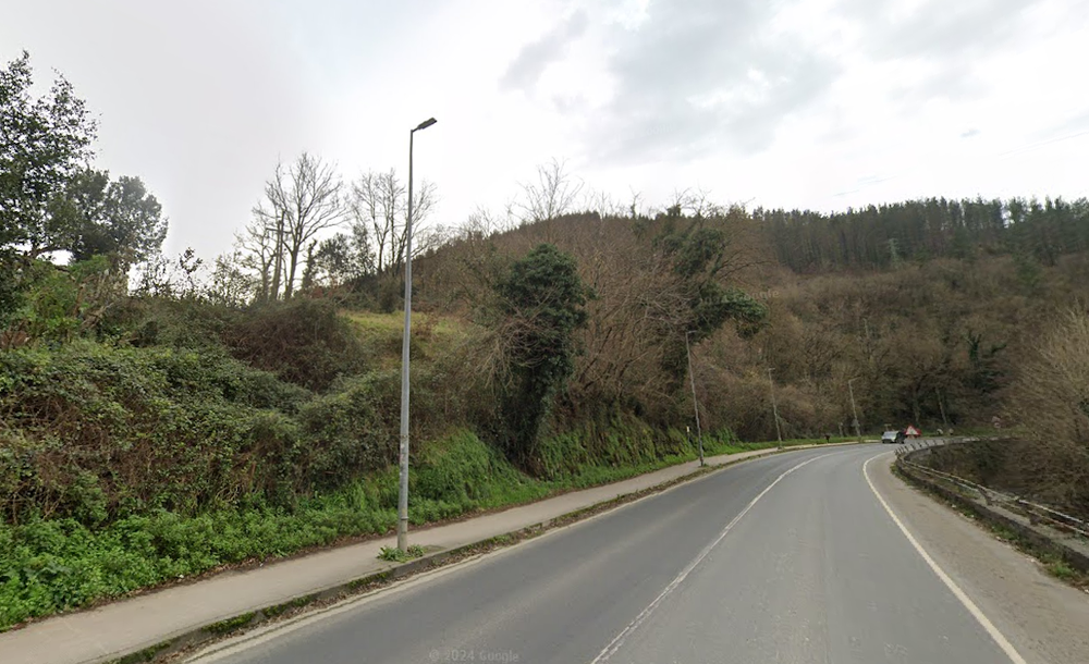 Eibartik Ermura doan errepidearen ondoko oinezkoentzako bidea itxita egongo da bihar