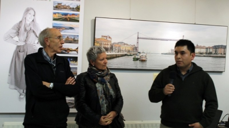 Einer Rodriguezen argazkiak Untzagako jubilatu etxean ikusgai