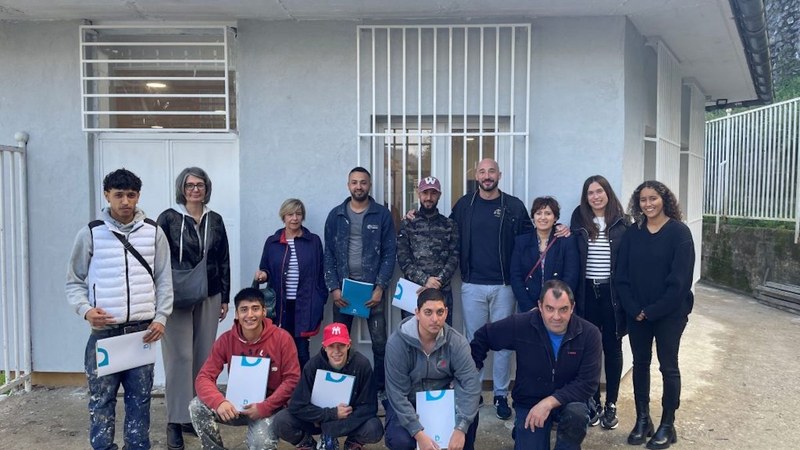 Ekialdea Berritzen proiektuan parte hartu duten hamar gaztek eraberritutako Ondamendi gunea inauguratu dute