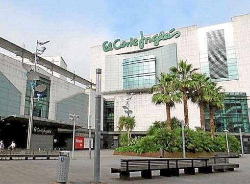 El Corte Inglesek Eibarko online denda itxiko du