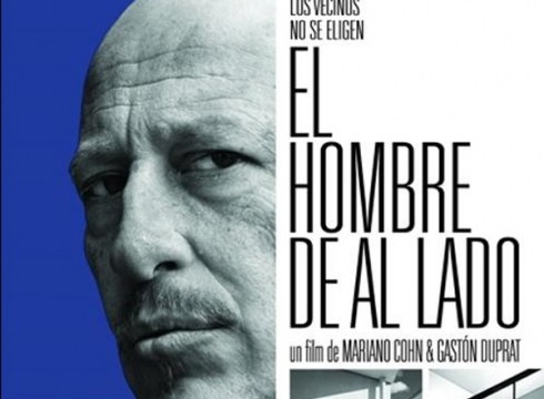 El Hombre De Al Lado pelikula, Antzerkia Zineman atalean