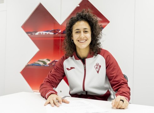 Elba Vergések 2024ra arte luzatu du klubarekin zuen lotura