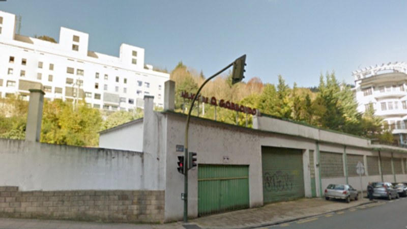 Electrocicloseko lau bizilagunek aurkeztu dute Eibarko Udalean euren etxebizitzak saltzeko beharrezkoa den dokumentazioa