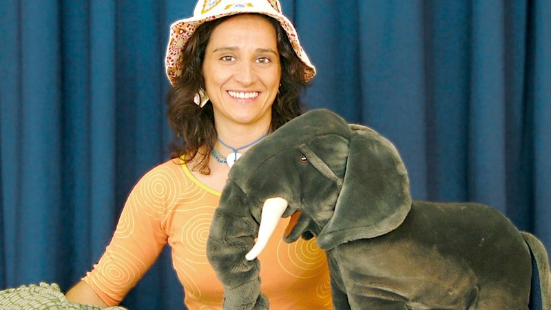 "Elefante bitxi bat" zapatuko ipuinean