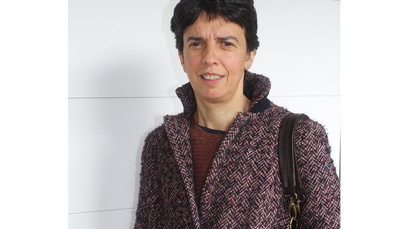 Elena Iraolagoitia (psikologoa): “Dueluan isiltasunak eta kontaktuak laguntzen dute gehien”