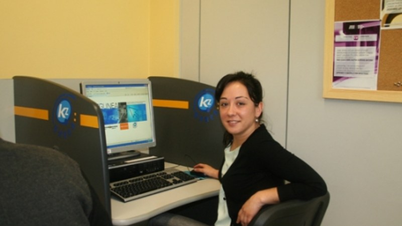 Eliana Modrego, KZgune-ko arduraduna: "KZguneetan oso beharrezkoa den zerbitzu publikoa ematen dihardugu"