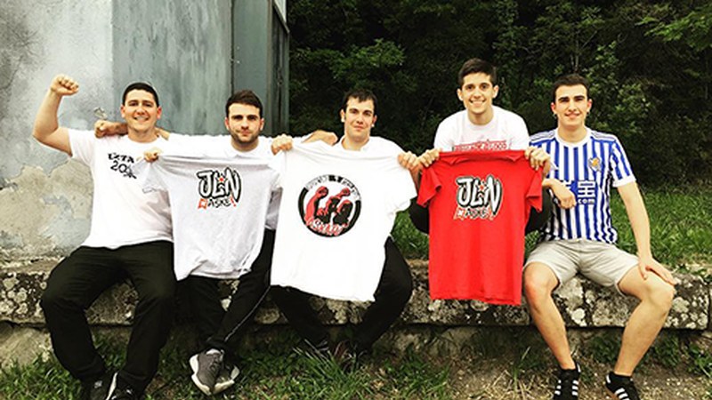 Elkartasun kontzertuak antolatu dituzte gaztetxean zapaturako