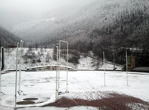 Elurrak kirol asteburua erdira mugatu zuen