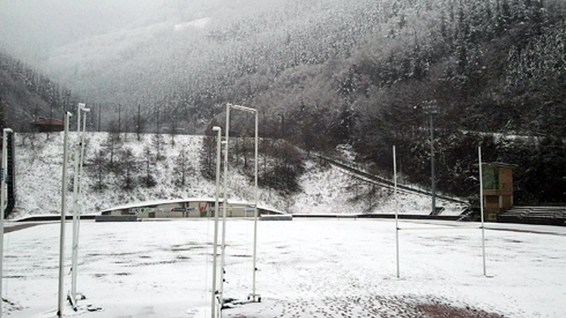 Elurrak kirol asteburua erdira mugatu zuen