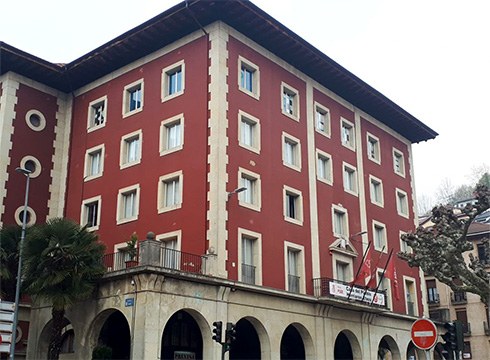 “Emakumeak, herritarrak, politikak” izenburuko mahai-ingurua antolatu dute Eibarko sozialistek biharko