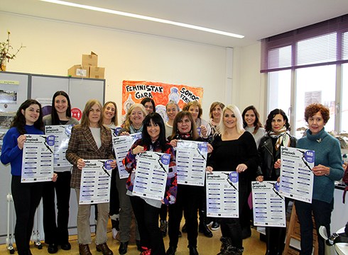 Emakumearen Nazioarteko Egunerako egitarau zabala prestatu du Martxoaren 8ko lantaldeak